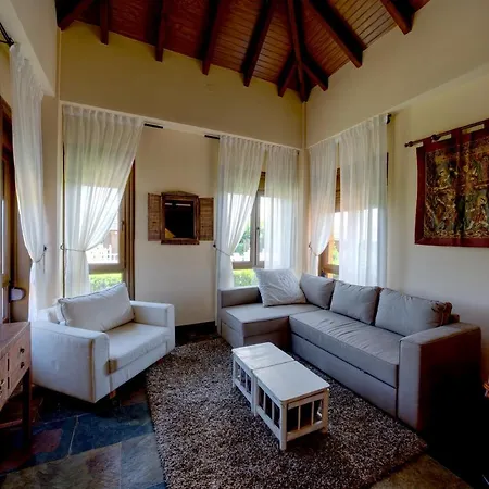 La Casona De La Playa * Ajo