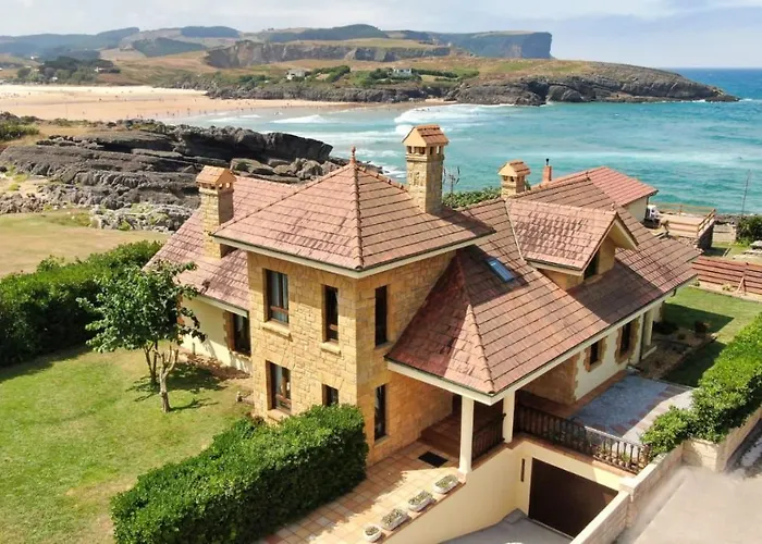 La Casona De La Playa * Ajo