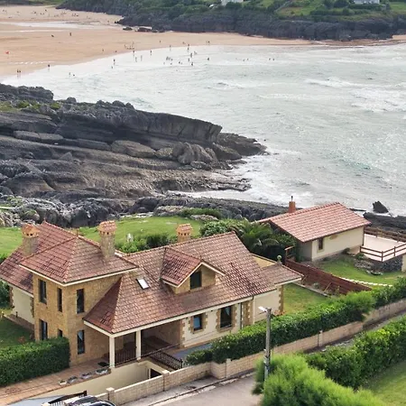 빌라 La Casona De La Playa *